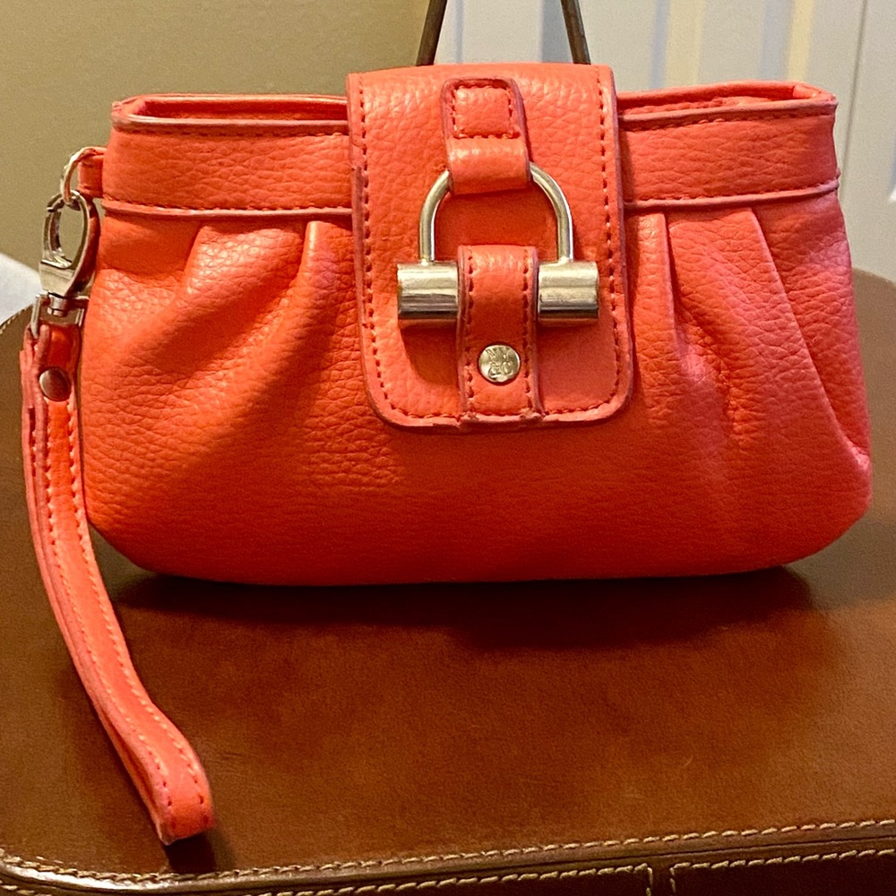 NY&C Coral Wristlet